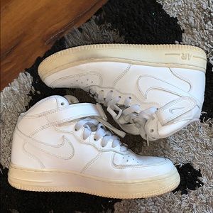 white high top nike air force 1s (size 5 youth)